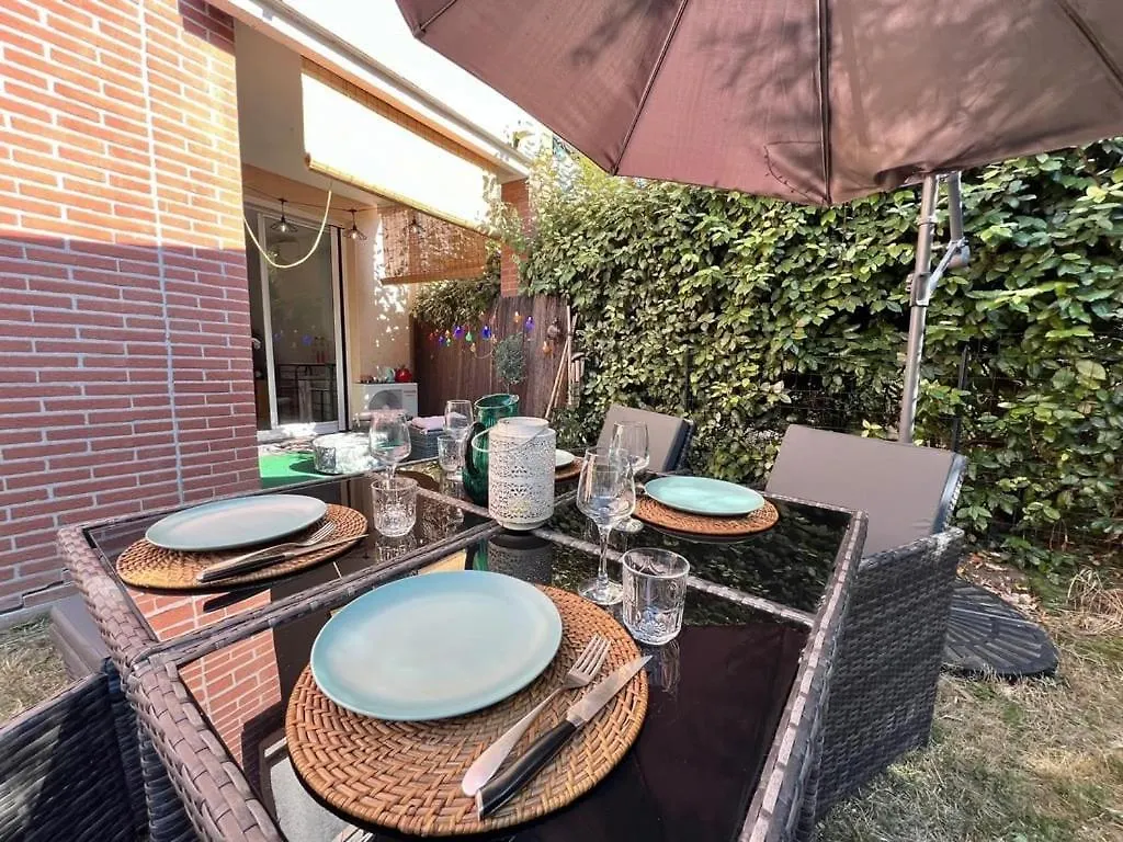 アパート トゥールーズLe Ernest - Parking Inclus, Jardin Prive Et Piscineアパートメント